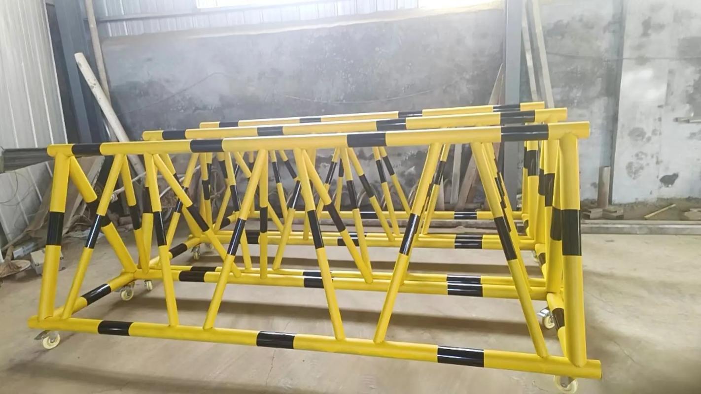 防沖撞設(shè)施.防沖撞升降柱,拒馬,破胎器,路障機專業(yè)供應(yīng)商,各